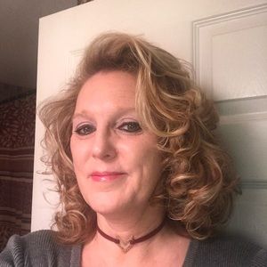 Meet your Posher, Beverly